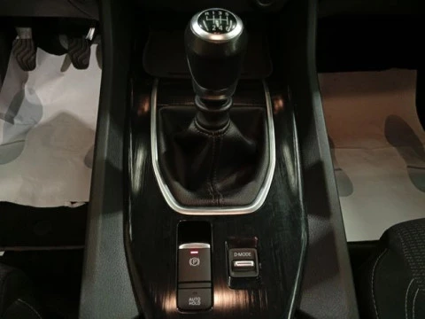 Nissan Qashqai DIG-T 103kW mHEV Premiere Edition Bit.