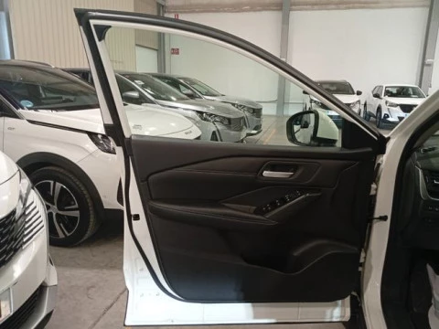 Nissan Qashqai DIG-T 103kW mHEV Premiere Edition Bit.