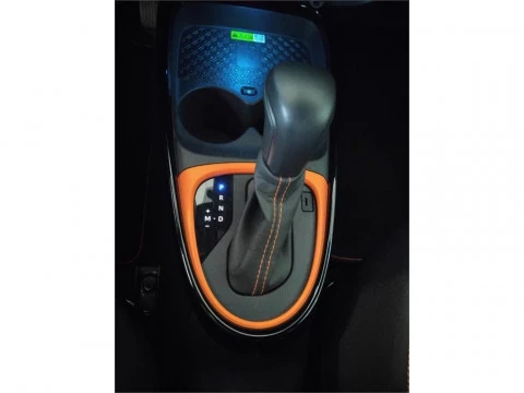 Toyota Aygo X Cross 5 Puertas Trendy Edition 70 Automático (s-CVT)