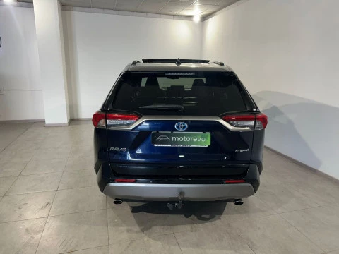 Toyota Rav4 2.5L 220H FEEL
