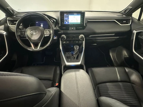 Toyota Rav4 2.5L 220H FEEL