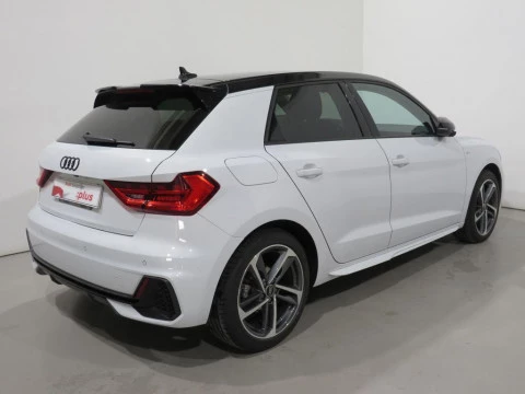 Audi A1 Sportback Adrenalin Black edition 30 TFSI 85 kW (116 CV)