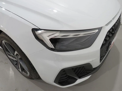 Audi A1 Sportback Adrenalin Black edition 30 TFSI 85 kW (116 CV)