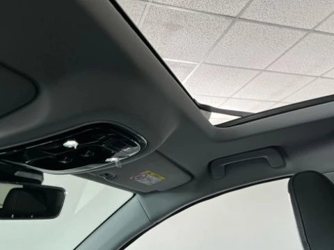 EBRO S700 1.5 TGDI PHEV Luxury E-CVT