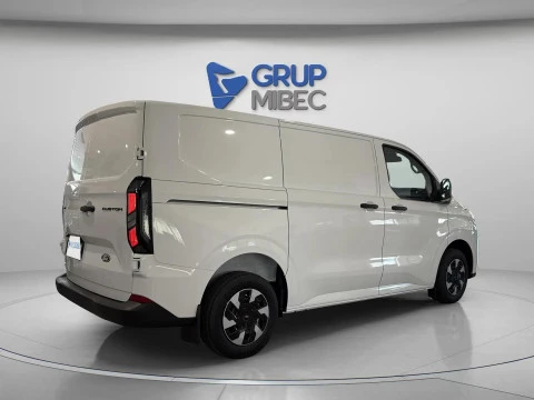 Ford Transit Custom 2.5 DURATEC PHEV 171KW 320 TREND VAN SWB 232 4P
