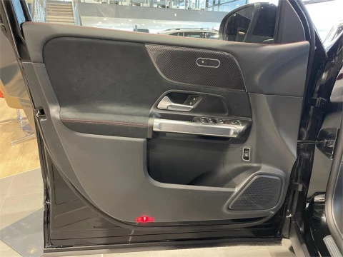 Mercedes-Benz GLB 200 d 4MATIC