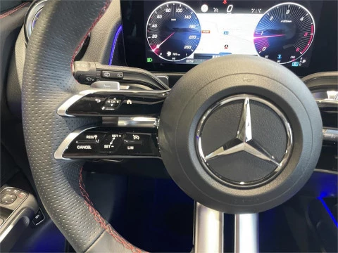 Mercedes-Benz GLB 200 d 4MATIC