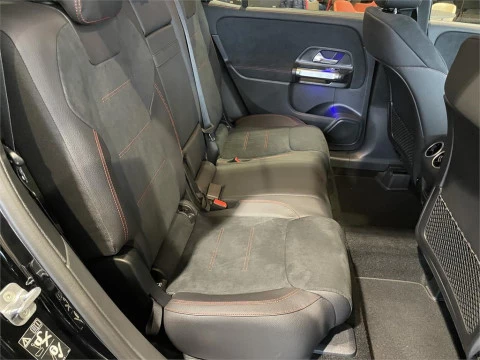 Mercedes-Benz GLB 200 d 4MATIC