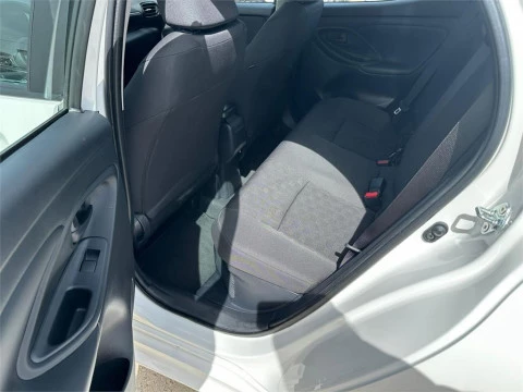 Toyota Yaris ACTIVE PLUS