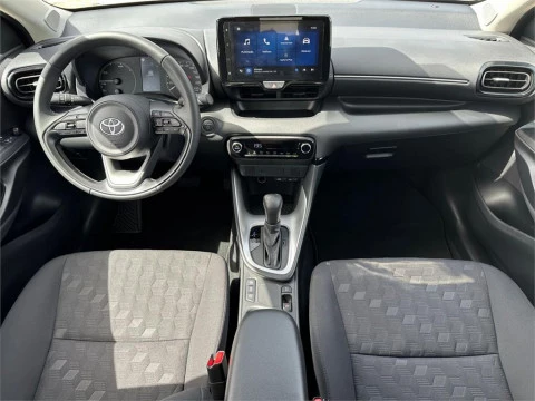Toyota Yaris ACTIVE PLUS