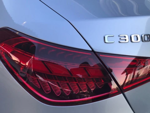 Mercedes-Benz Clase C  300 e