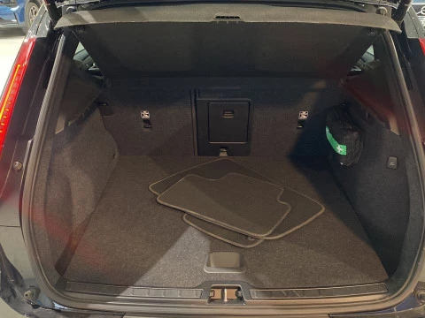 Volvo XC40 1.5 T5 RECHARGE R-DESIGN DCT 5P