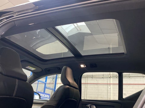 Volvo XC40 1.5 T5 RECHARGE R-DESIGN DCT 5P