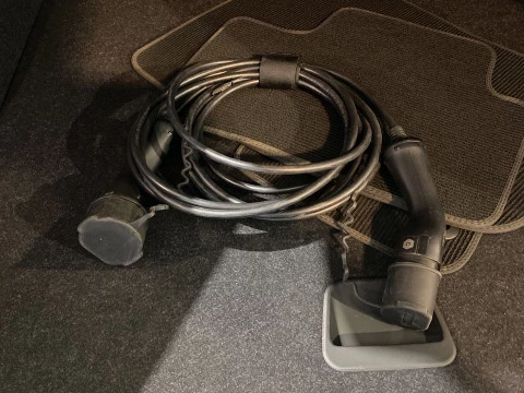 Volvo XC40 1.5 T5 RECHARGE R-DESIGN DCT 5P