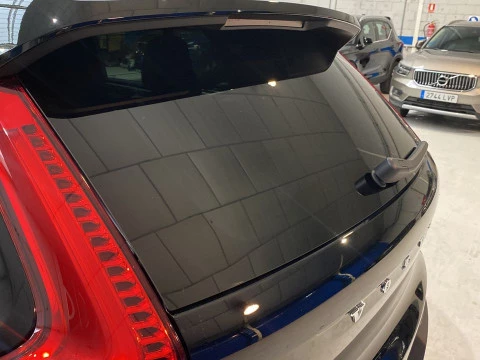 Volvo XC40 1.5 T5 RECHARGE R-DESIGN DCT 5P