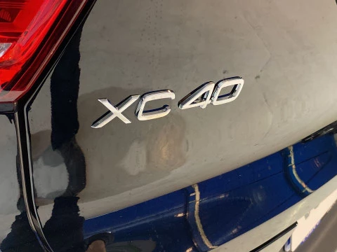 Volvo XC40 1.5 T5 RECHARGE R-DESIGN DCT 5P