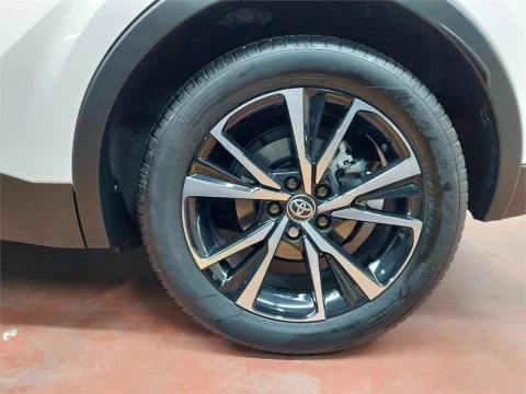 Toyota C-HR C-HR 220PH Advance