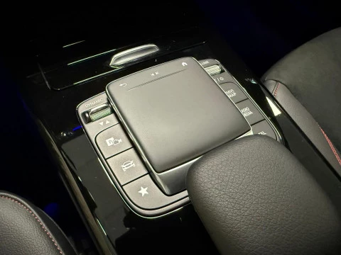 Mercedes-Benz CLA CLA 200 D DCT