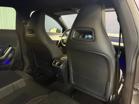 Mercedes-Benz CLA CLA 200 D DCT