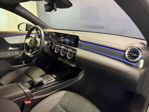 Mercedes-Benz CLA CLA 200 D DCT