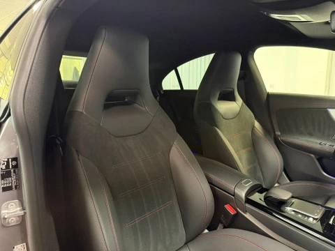 Mercedes-Benz CLA CLA 200 D DCT