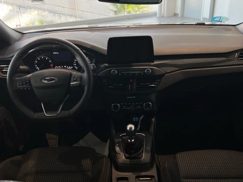 Ford Focus 1.0 Ecoboost MHEV 92kW ST-Line Ford Focus 1.0 Ecoboost MHEV 92kW ST-Line