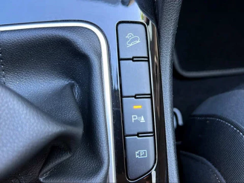 Kia Sportage 1.6 CRDi MHEV Drive 4x2 100 kW (136 CV)