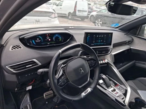 Peugeot 3008 Hybrid 300 e-EAT8 GT