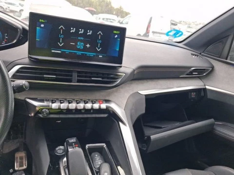 Peugeot 3008 Hybrid 300 e-EAT8 GT