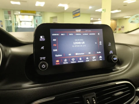 Fiat Tipo 1.0 Cross 73 kW (100 CV)