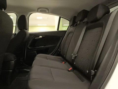 Fiat Tipo 1.0 Cross 73 kW (100 CV)