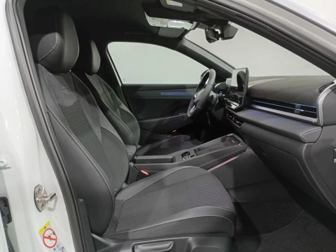 Volkswagen T-Roc R-Line 1.5 eTSI 110 kW (150 CV) DSG