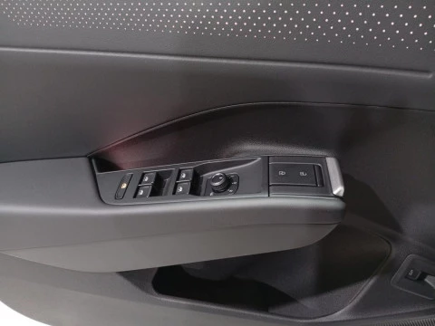 Volkswagen T-Roc R-Line 1.5 eTSI 110 kW (150 CV) DSG