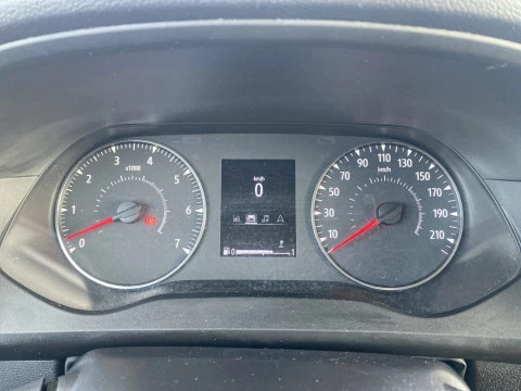 Renault Kangoo Furgón L1 1.5 Blue dCi 70kW Ábr. Sésamo por Ren