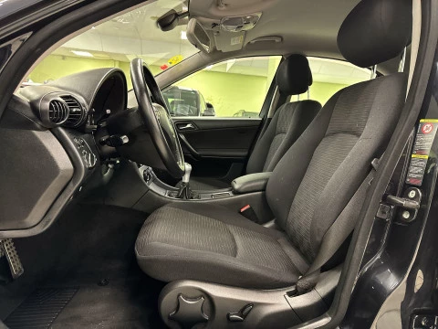 Mercedes-Benz Clase C C 180 K Sport Edition 105 kW (143 CV)