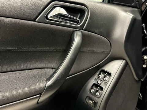 Mercedes-Benz Clase C C 180 K Sport Edition 105 kW (143 CV)