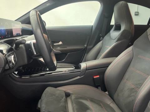 Mercedes-Benz CLA 220 d AMG Line