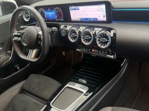 Mercedes-Benz CLA 220 d AMG Line