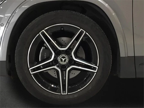 Mercedes-Benz GLA 200 D