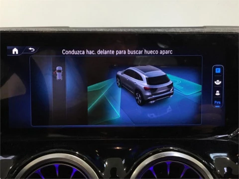 Mercedes-Benz GLA 200 D