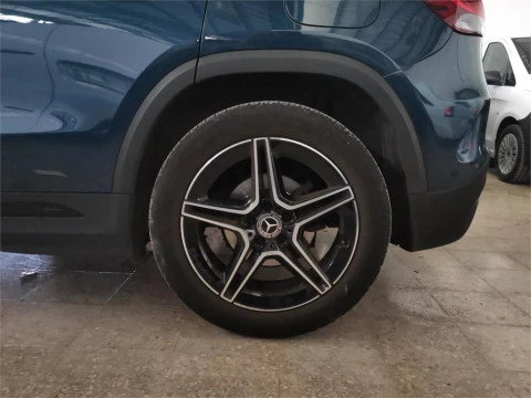 Mercedes-Benz GLA 200 D