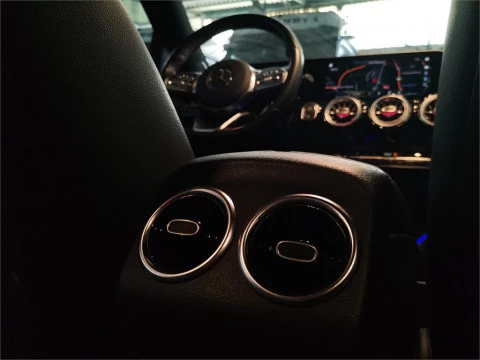 Mercedes-Benz GLA 200 D