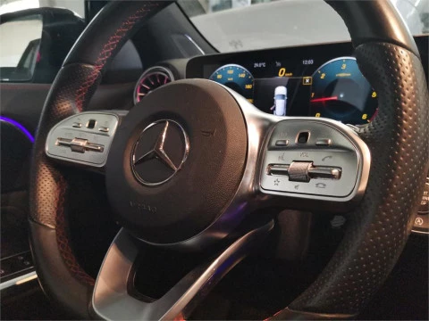 Mercedes-Benz GLA 200 D