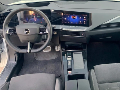 Opel Astra 5P Electric GS 54kWh 156 CV (115kW)