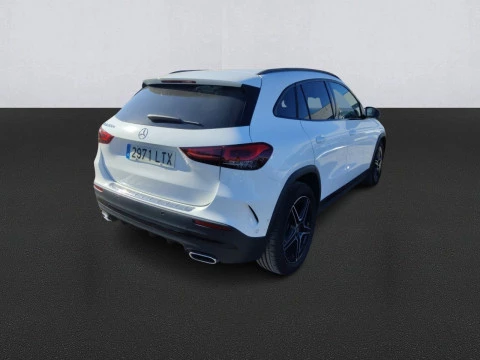 Mercedes-Benz GLA GLA 200 D