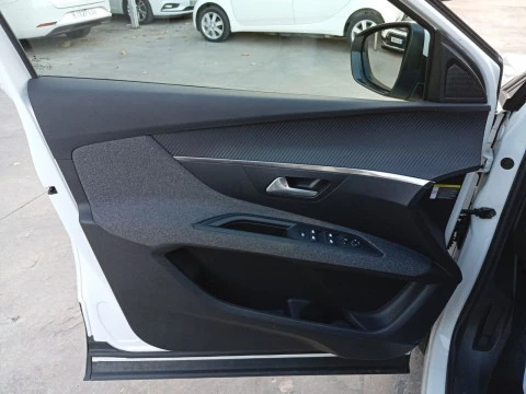 Peugeot 3008 1.5 BlueHDi 96kW (130CV) S&S Active Pack