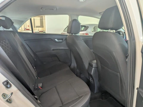 Kia Rio 1.2 CVVT 62kW (84CV) Drive