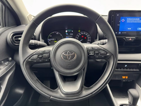 Toyota Yaris 1.5 120H Active Plus