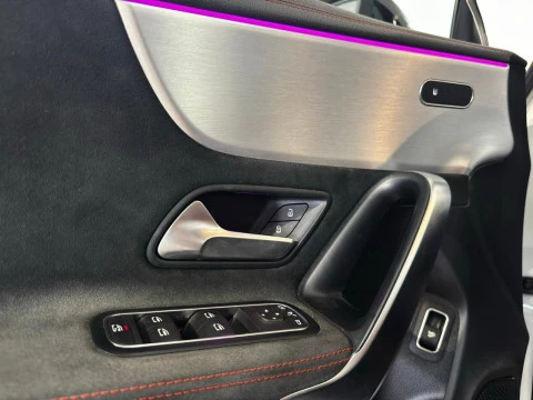 Mercedes-Benz Clase CLA 200d (C118) 2.0 150 CV DCT