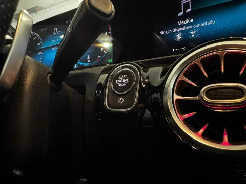 Mercedes-Benz Clase CLA 200d (C118) 2.0 150 CV DCT